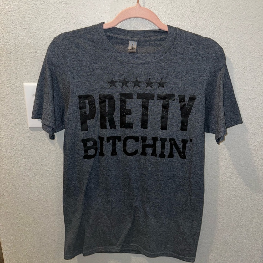 Women’s graphic tee